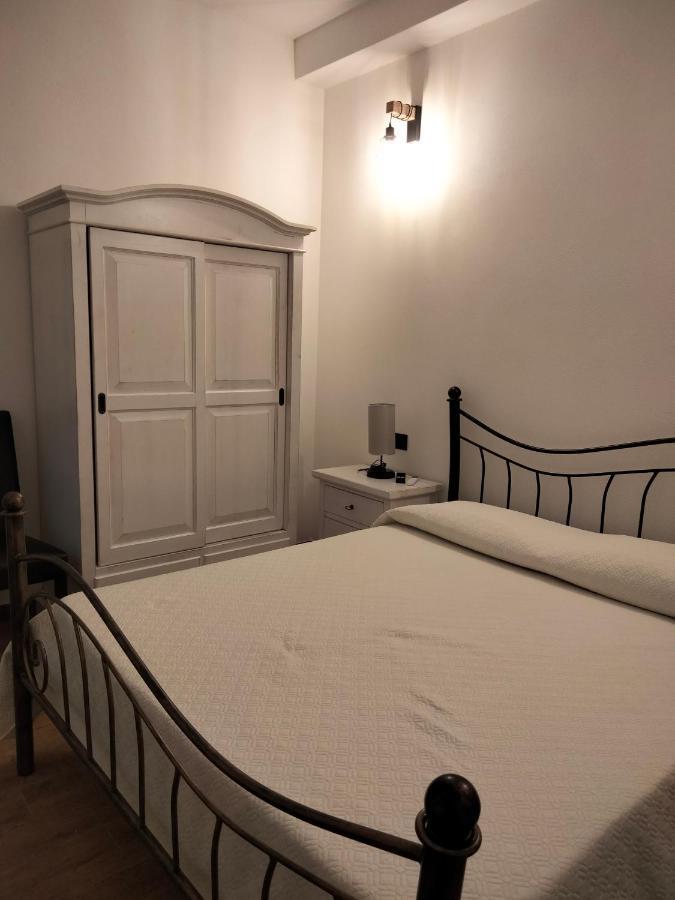 Casa Janas Affittacamere Bed & Breakfast ピシーナス エクステリア 写真