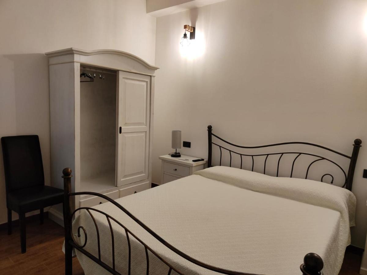 Casa Janas Affittacamere Bed & Breakfast ピシーナス エクステリア 写真